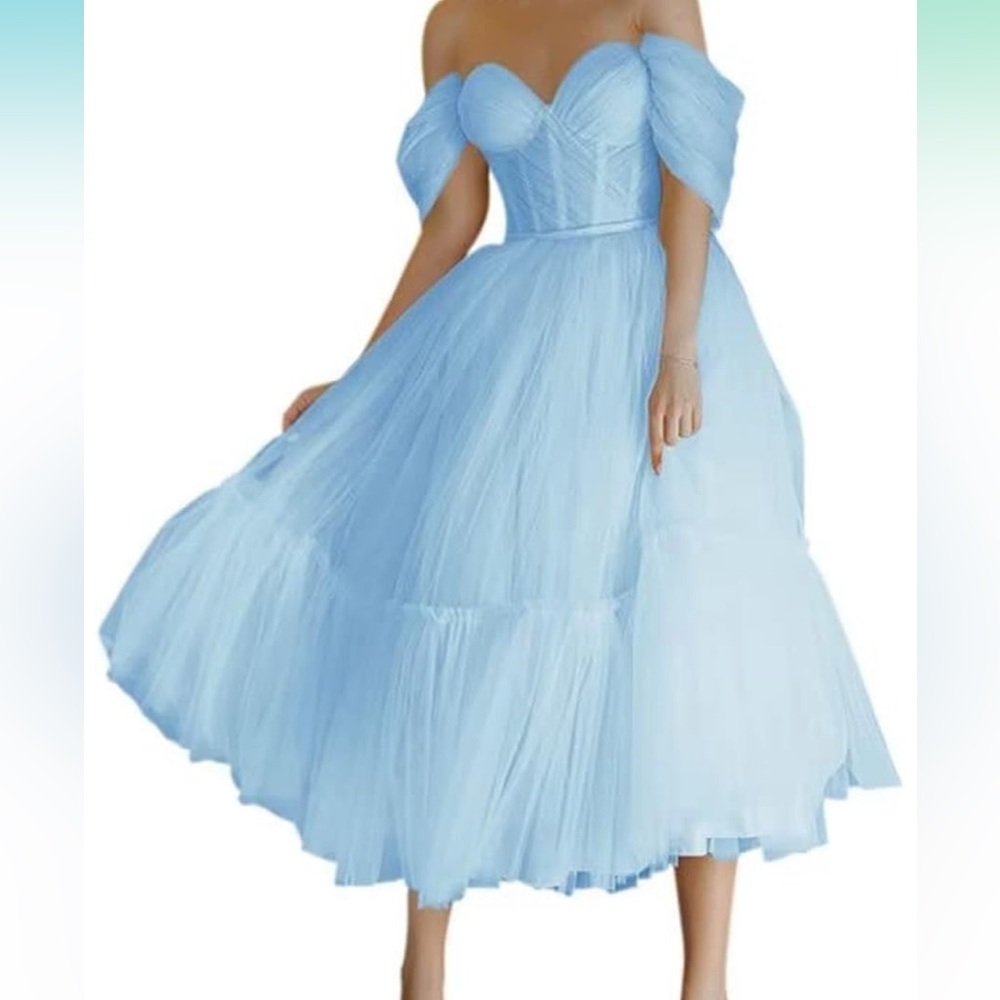 New off-shoulder tulle dress